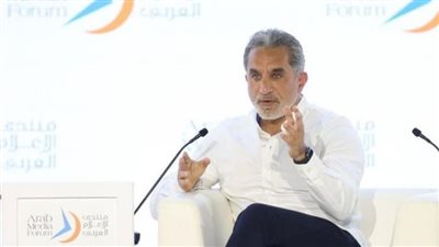 كيف يتناول الإعلام الغربي للأحداث؟.. باسم يوسف يوضح 