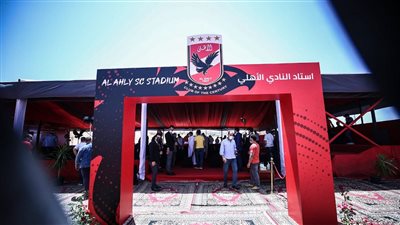 أحمد شوبير يصدم جماهير الأهلي بشأن سعة الاستاد الجديد بالشيخ زايد