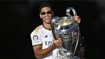 بيلينجهام يتوج بجائزة أفضل لاعب شاب في دوري أبطال أوروبا