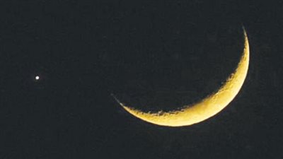 حكم صيام العشر الأوائل من شهر ذي الحجة 