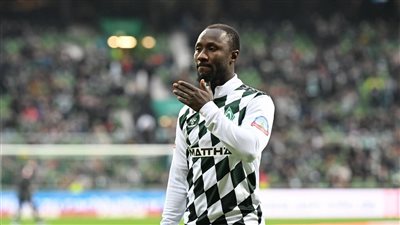 نابي كيتا يحصل على أسوأ لاعب في الدوري الألماني بتصويت زملائه