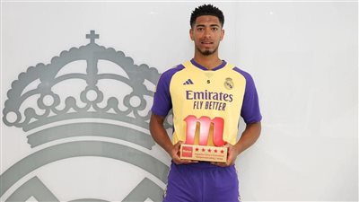 بيلينجهام يحصد جائزة أفضل لاعب في الموسم بـ ريال مدريد