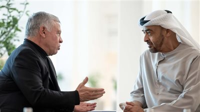 محمد بن زايد يهنئ عبدالله الثاني بمناسبة اليوبيل الفضي لجلوسه على العرش