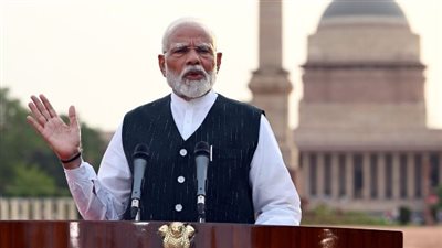 مودي يؤدي اليمين كرئيس لوزراء الهند بعد نكسة الانتخابات