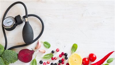 علاج ارتفاع الضغط المفاجئ بالمنزل.. أيهما أفضل النظام الغذائي أم الرياضة؟
