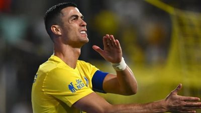 لقطة بين رونالدو Cristiano ronaldo وأردا غولر تثير جدلًا.. هل تعمّد عدم مصافحته؟