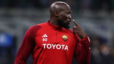 روميلو لوكاكو يسجل رقما قياسيا سلبيا في كأس أمم أوروبا 