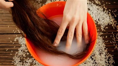 كيفية استخدام ماء الأرز للشعر.. فوائد مذهلة لإصلاح الشعر التالف