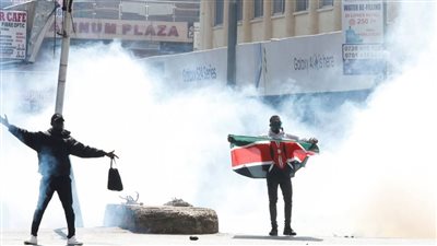مقتل 10 أشخاص في العاصمة الكينية على خلفية احتجاجات اجتماعية