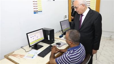 وزير التعليم يتفقد مركز تصحيح امتحانات الثانوية 2024