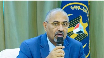 كيف حرصت القيادة الجنوبية على تعزيز الأوضاع المعيشية والخدمية بالجنوب؟