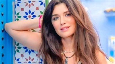 نجمة صعيدي في الجامعة الأمريكية.. من هي غادة عادل ويكيبيديا؟