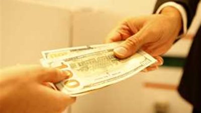 سعر الدولار فى البنوك اليوم 2_ 7_ 2024 (تحديث)