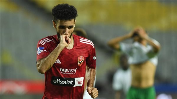 الأهلي يتلقى عرضًا رسميًا من أحد الأندية القطرية لضم أحمد قندوسي