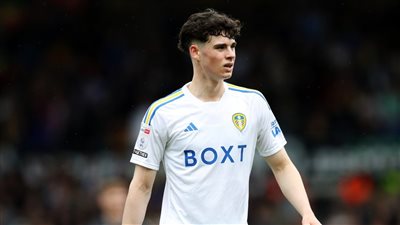 أولى صفقات نادي العاصمة.. توتنهام يعلن تعاقده مع أرتشي جراي