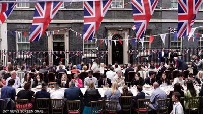 انتخابات بريطانيا: هزيمة تاريخية للمحافظين وفوز ساحق لحزب العمال