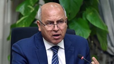 كامل الوزير: إزالة كافة التحديات والمعوقات أمام توطين صناعة السيارات