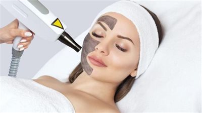 فوائد تقشير البشرة بالكربون.. 