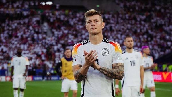 في بيان مطول.. توني كروس يعتذر لـ بيدري بعد تدخله العنيف