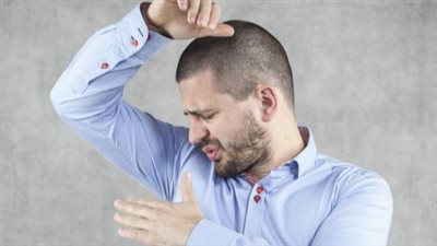 التخلص من رائحة الإبط طبيعيا بـ 5 طرق مختلفة.. صيف منعش دون إحراج