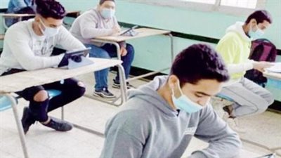 غدًا.. طلاب الثانوية بمدارس المتفوقين يؤدون امتحانى الكيمياء والفيزياء