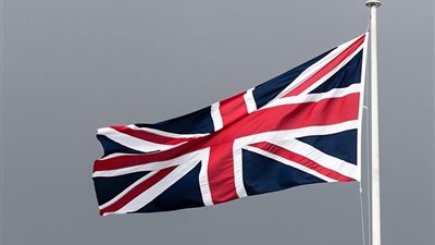 عُمان والمملكة المتحدة تبحثان سبل تعزيز العلاقات الاقتصادية والاستثمارية