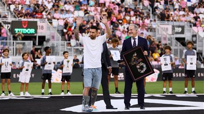 إنتر ميامي يكرم ميسي احتفالا برقمه القياسي كأكثر اللاعبين تتويجا بالألقاب في التاريخ (صور)