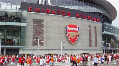 في ذكرى افتتاحه.. تاريخ ملعب أرسنال وسر تسميته بـ«استاد الإمارات»