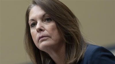 ما هي كواليس استقالة مديرة جهاز الخدمة السرية كيمبرلي تشيتل ؟