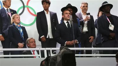 الألعاب الأولمبية.. ما هي جملة ماكرون البروتوكولية تحت الأمطار أمام برج إيفل؟