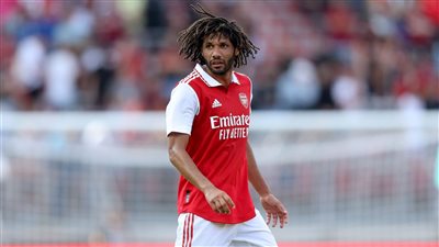 تقارير تكشف: محمد النني تلقى عرضا من الجزيرة الإماراتي