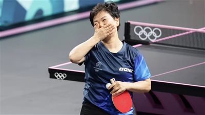 غرائب أولمبياد باريس.. عجوز تشارك في تنس الطاولة وتتأهل للدور التالي