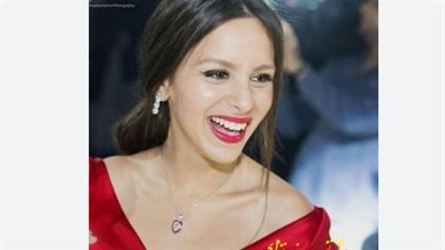 جميلة عوض تكشف سبب اختيار عمرو يوسف شاهدا على عقد قرانها.. ماذا قالت ببرنامج «صاحبة السعادة» ؟