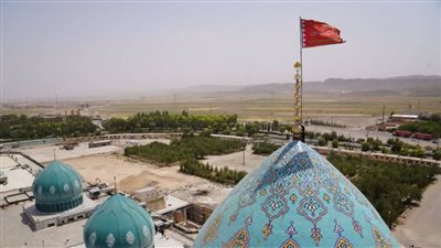 إيران ترفع «علم الثأر الأحمر».. ماذا يعني ولما يرمز؟