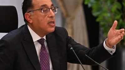 مدبولي يتفقد مصنع الشركة المصرية الأفريقية لصناعة الأسفنج والبلاستيك بمجمع 