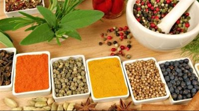 علاج مرض السكري بالأعشاب.. القرفة والحلبة على رأس القائمة