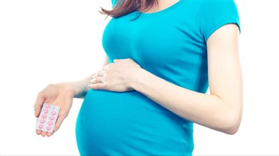 فوائد الفيتامينات أثناء الحمل.. 9 منافع ضرورية للأم والجنين