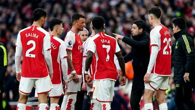 مستعينًا بـ 