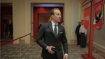 بعد رحيله عن شركة الأهلي.. أمير توفيق مديرًا رياضيًا لأحد الأندية السعودية الكبرى