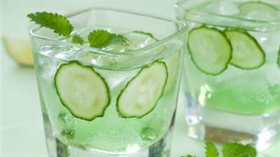 فوائد ماء الخيار وطريقة تحضيره في المنزل.. ديتوكس منعش للصيف