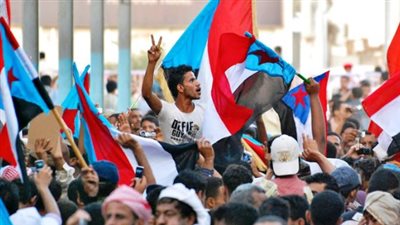 تحت هاشتاج #الشهيد_عبداللطيف_قاهر_الارهاب.. سياسيون::الطوفان الجنوبي آتٍ لا محالة 