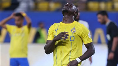 ماني ينفجر غضبا بسبب مفاوضات النصر والاتحاد بشأنه