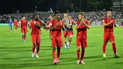 كومباني يعلن تشكيل بايرن ميونخ لمواجهة فولفسبورج بالدوري الألماني