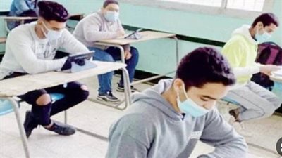 طلاب الثانوية العامة دور ثان 2024: امتحان اللغة الأولى فى مستوى الطالب المتوسط