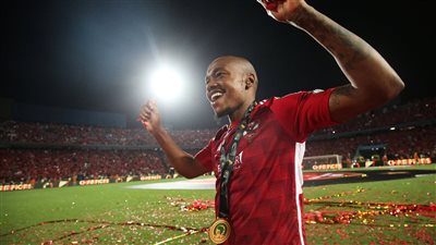 بعد رحيله لـ قطر.. بيرسي تاو يوجه رسالة مؤثرة للأهلي المصري وجماهيره