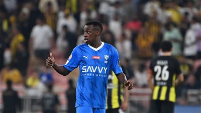 سعود عبد الحميد يطير إلى إيطاليا تمهيدا للانضمام لـ روما