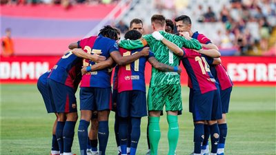 تشيزني بديلا.. تشكيل برشلونة الرسمي لمواجهة إشبيلية في الدوري الإسباني