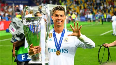 تكريم رونالدو بـ 