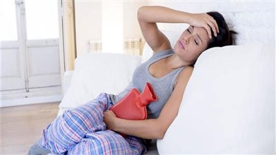كيفية التخلص من آلام الدورة الشهرية بـ 4 خطوات فقط.. تمتعي بصحتك