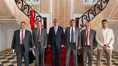 السفير المصري بالجزائر يستقبل وفد شركة المقاولين العرب خلال زيارتهم إلى الجزائر